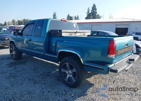 1997 Chevrolet K1500 Fleetside/Sportside z USA, uszkodzony, nr VIN 2GCEK19R7V1150531